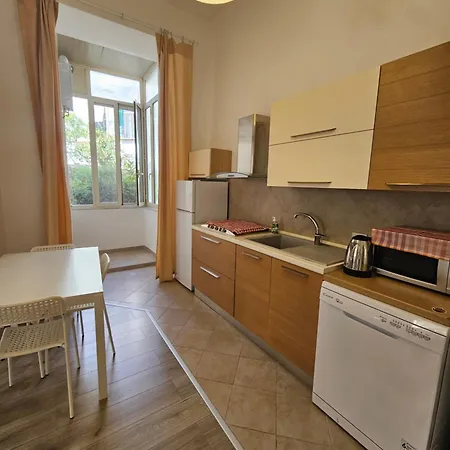 Nocelle Guest House Naples Room photo